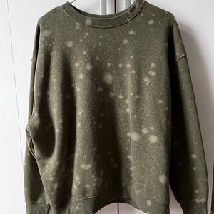 Wild Fable tie dye sweatshirt, Size Medium